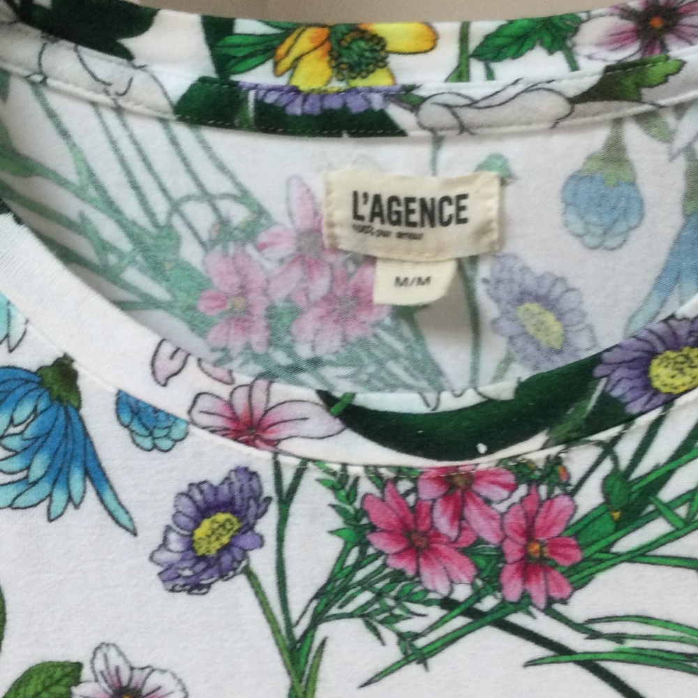 L'AGENCE Floral Short Sleeve Tee - White and Multicolor